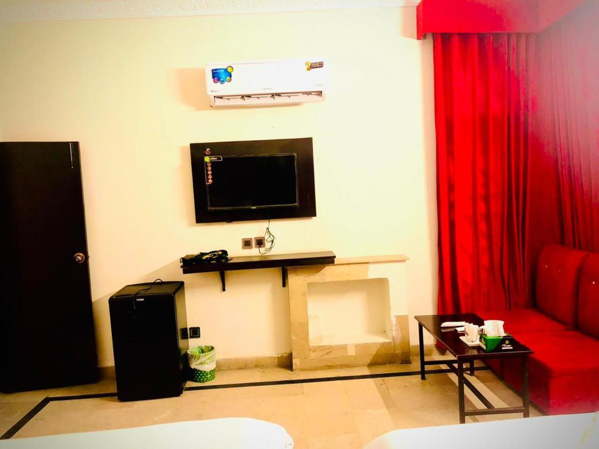 Hotel Royal Grand Lahore Exterior foto